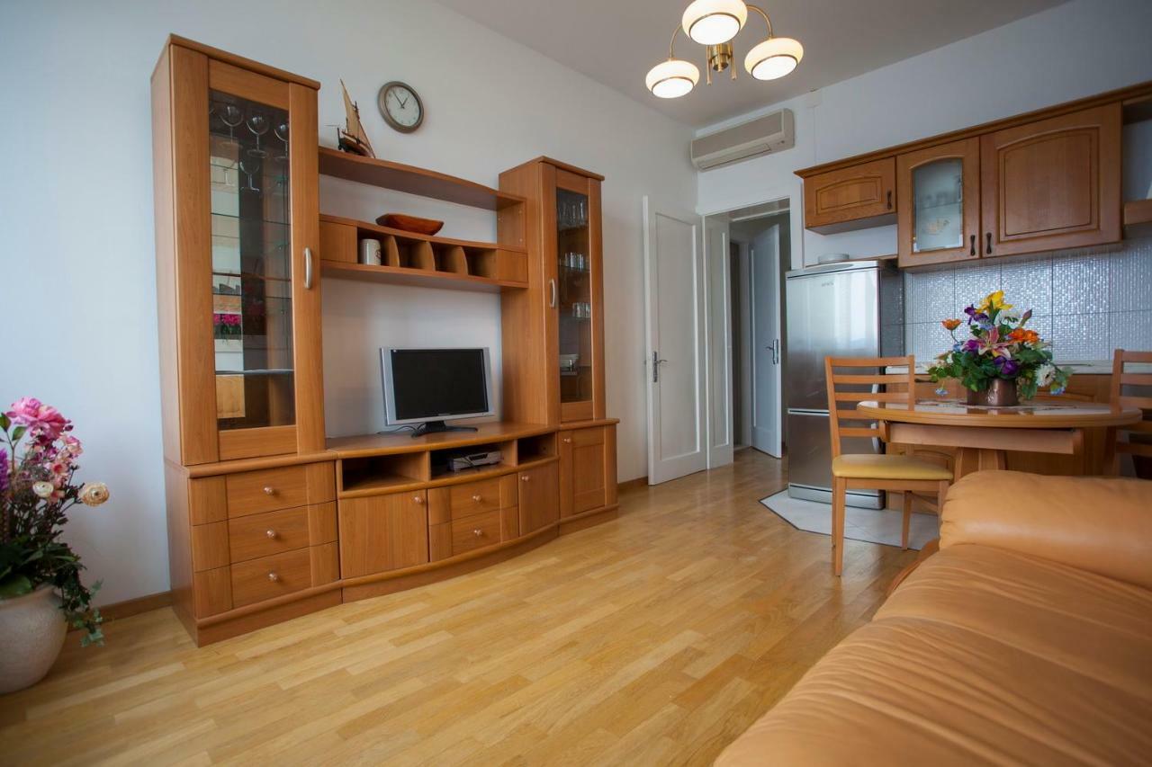 Apartments Vlado Podgora Exterior foto